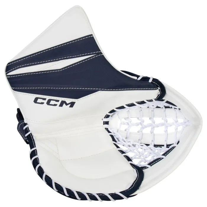 CCM Axis F5 Junior Goalie Glove