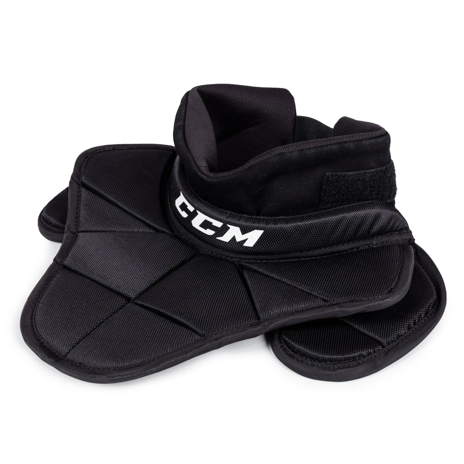 CCM TCG 900 Goalie Throat Protector