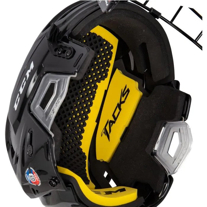 CCM Tacks 210 Hockey Helmet Combo